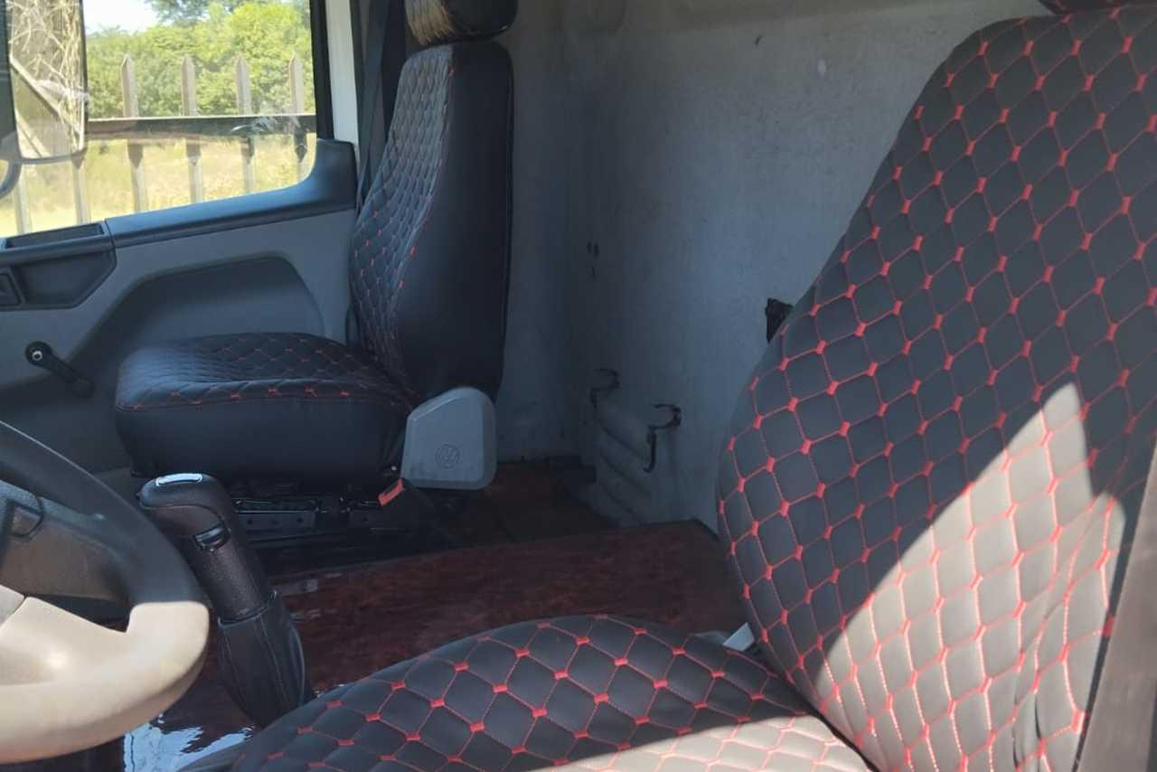Volkswagen 24-250 E Constellation 3-Eixos - 11/12 5