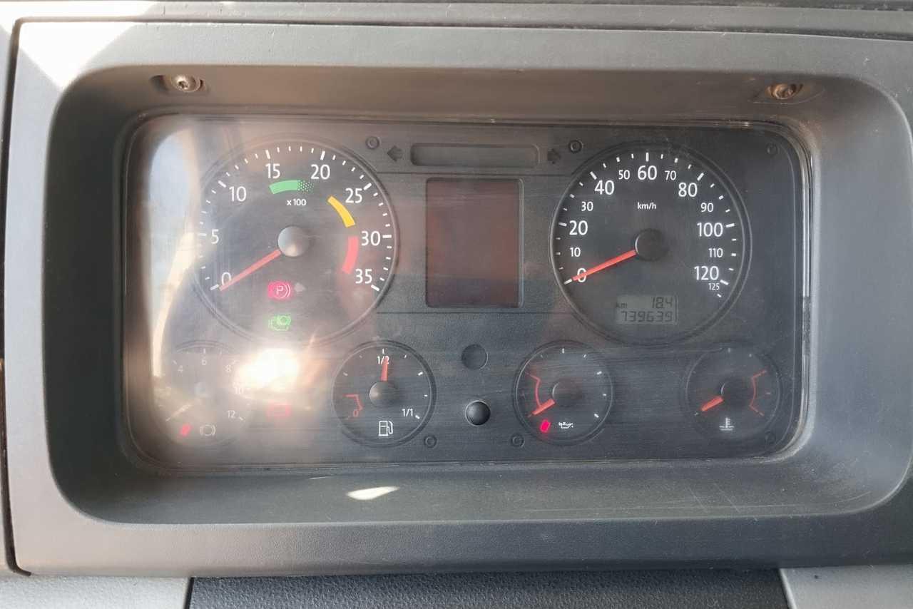 Volkswagen 24-250 E Constellation 3-Eixos - 11/12 7