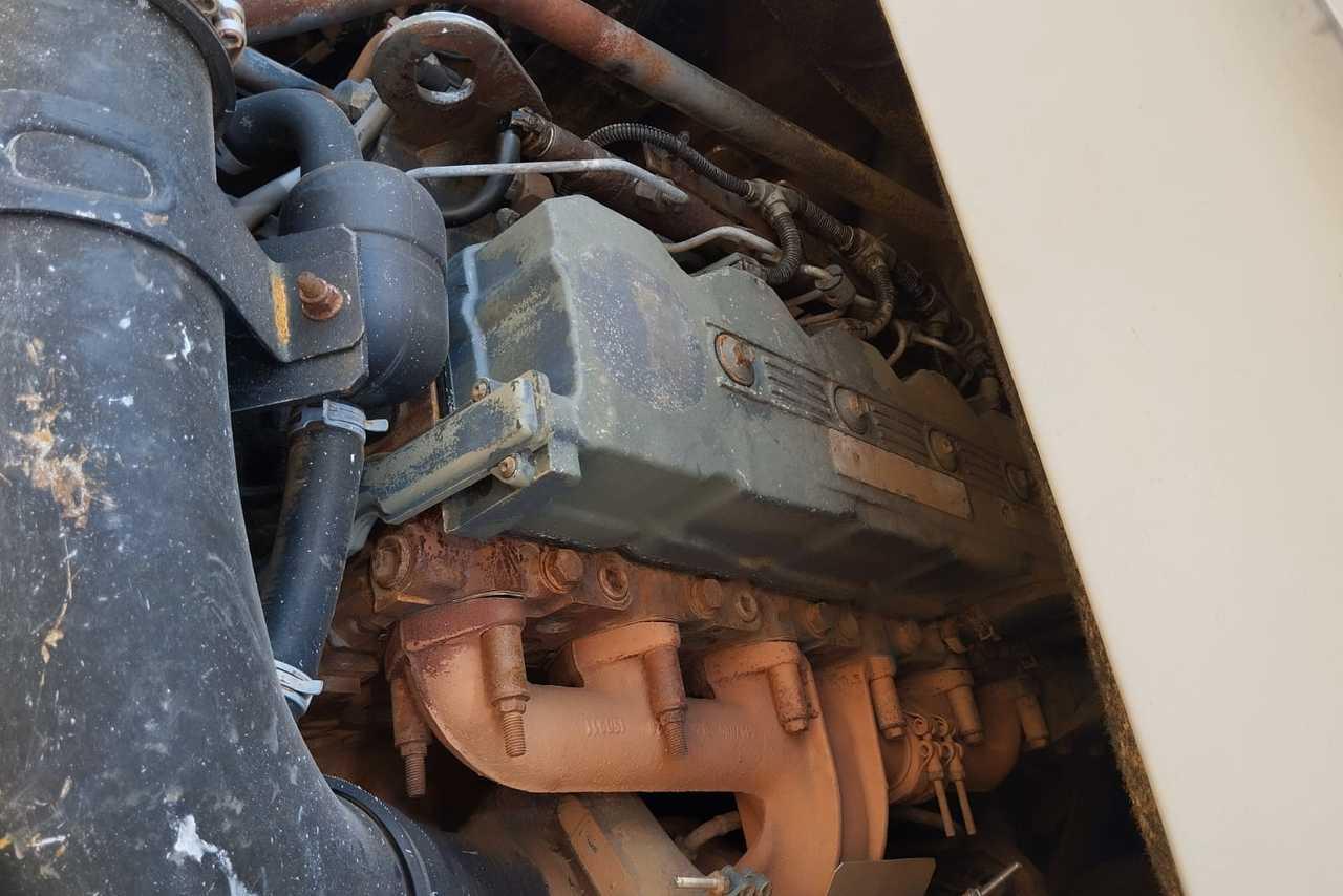 Volkswagen 24-250 E Constellation 3-Eixos - 11/12 11