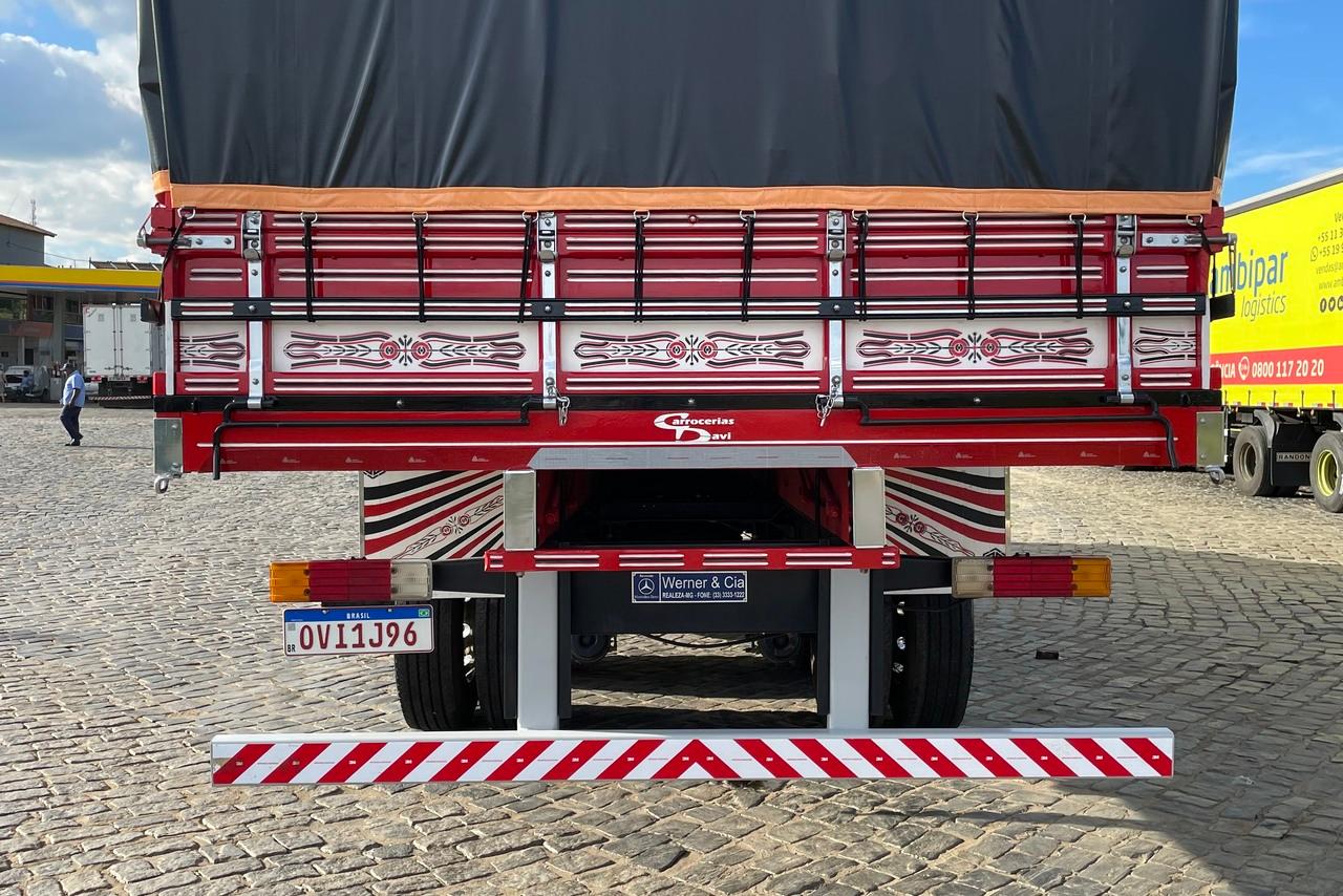 Mercedes Benz MB 2324 - 13/13 11