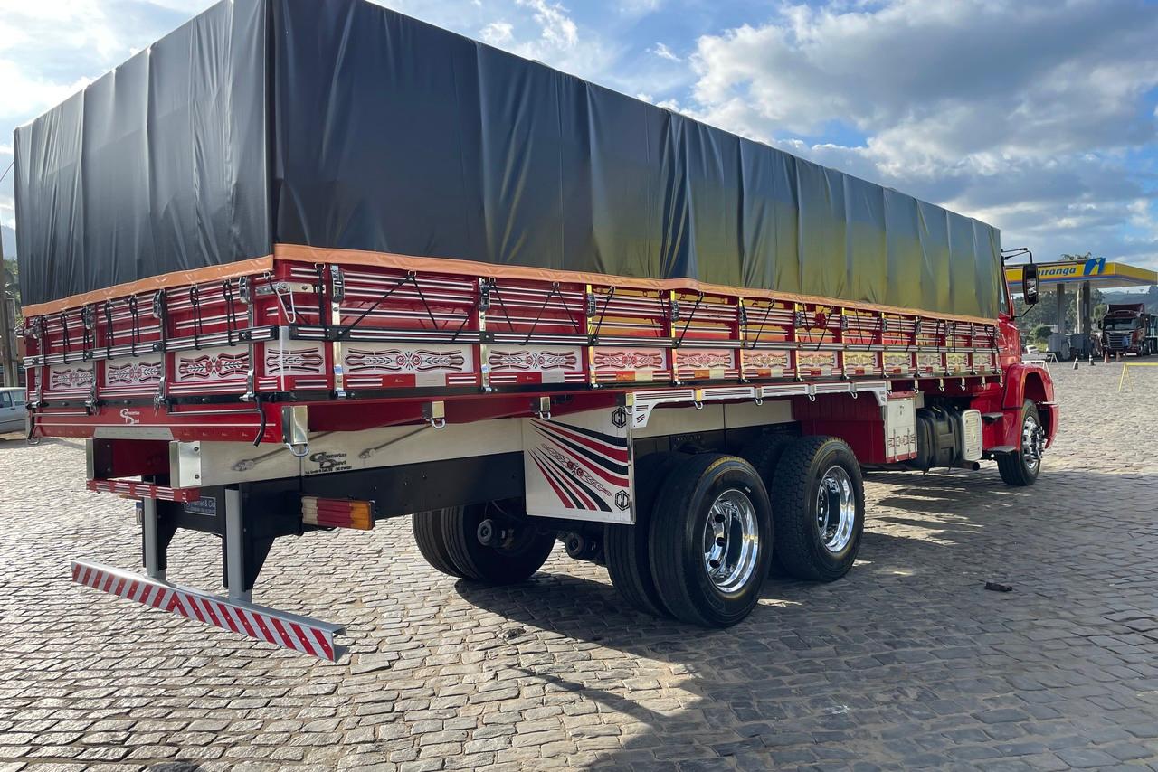 Mercedes Benz MB 2324 - 13/13 12