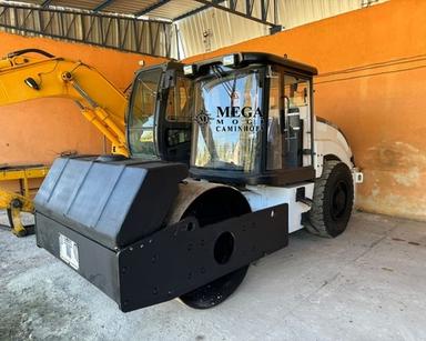 Rolo Compactador de Pneu