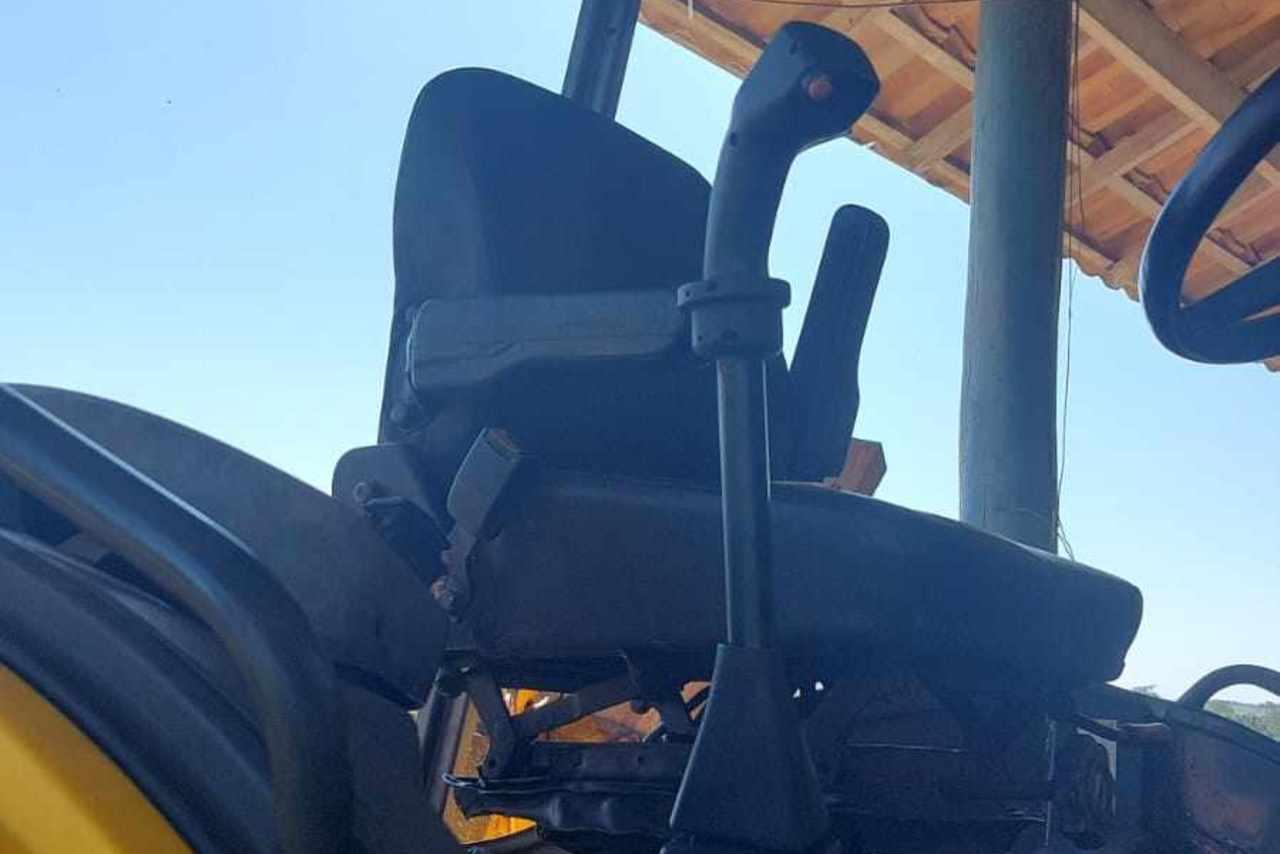 New Holland B90B - 12/12 2