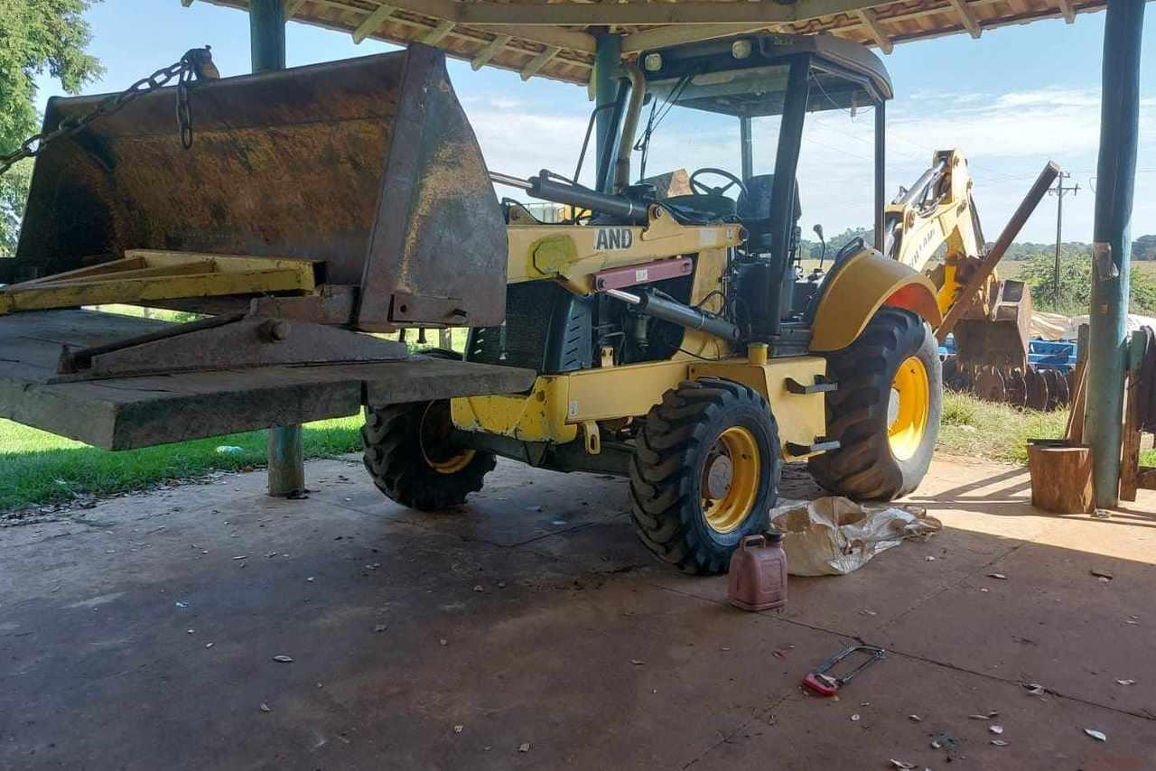 New Holland B90B - 12/12 1