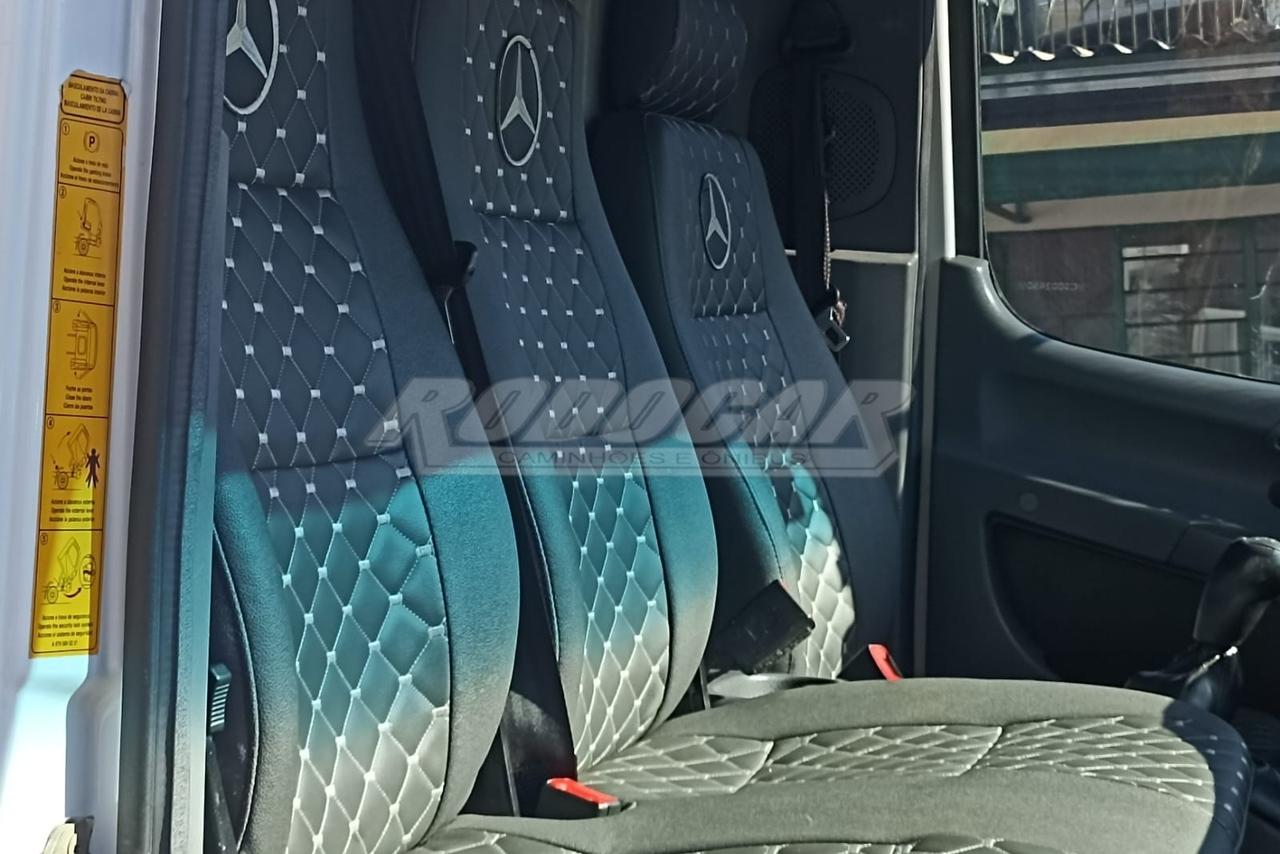 Mercedes Benz Accelo 815 - 12/12 12