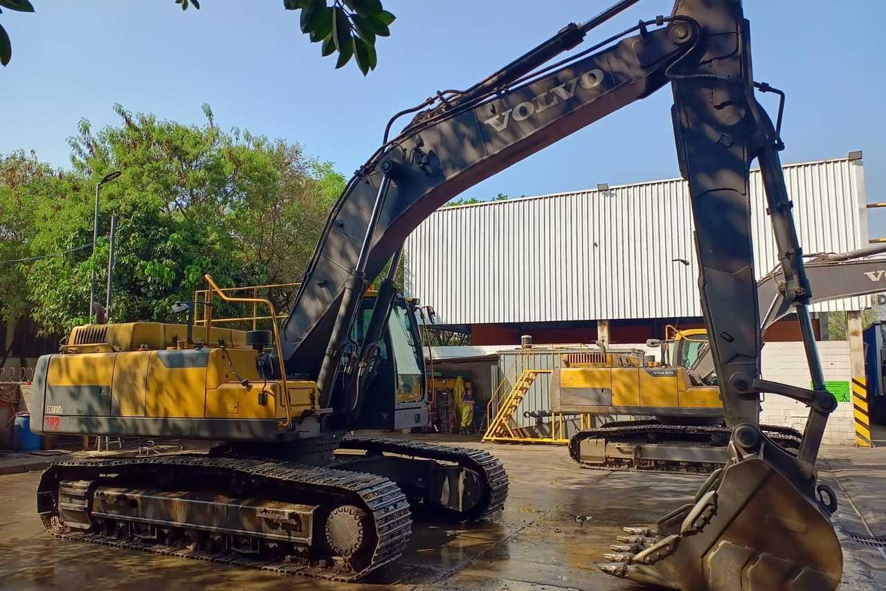 Volvo EC380DL - 20/20 1