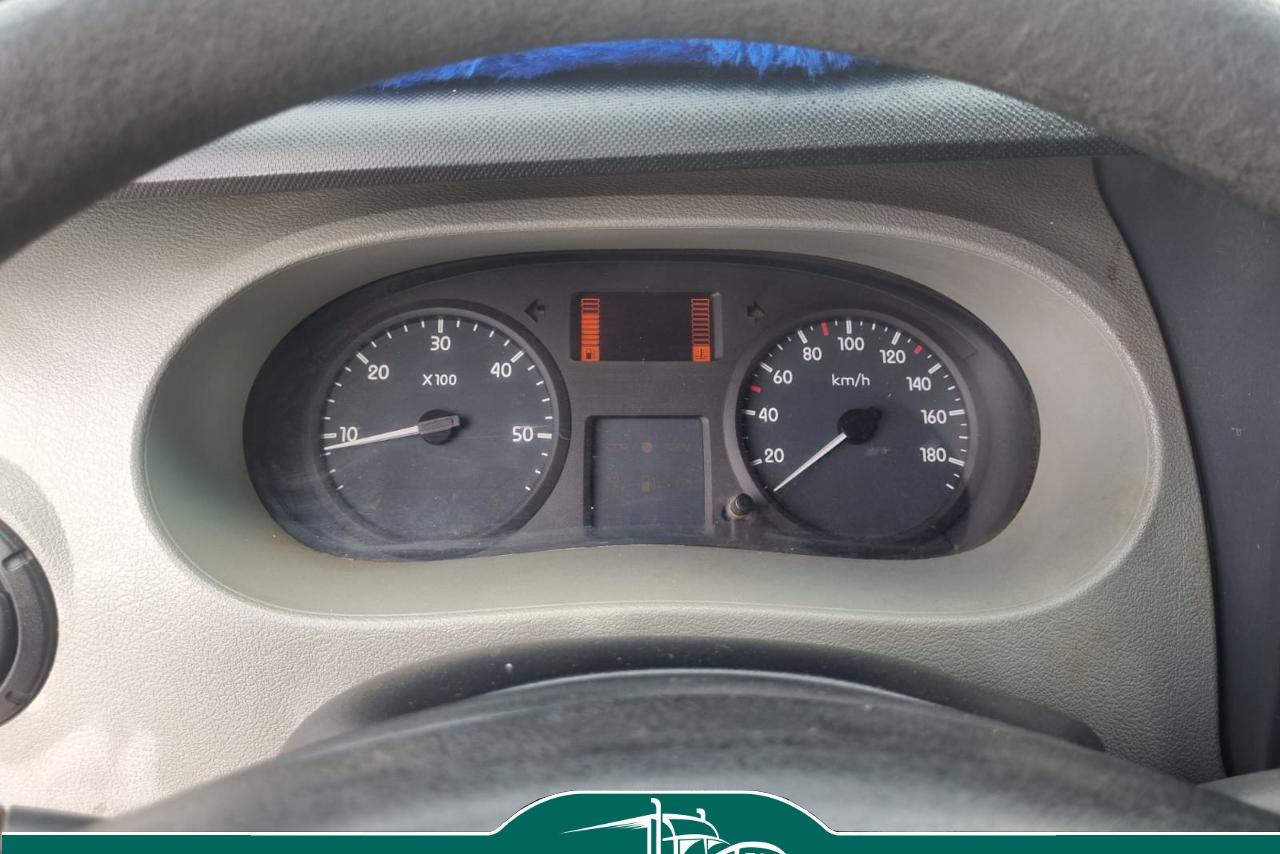 Renault Master Minibus - 10/11 3