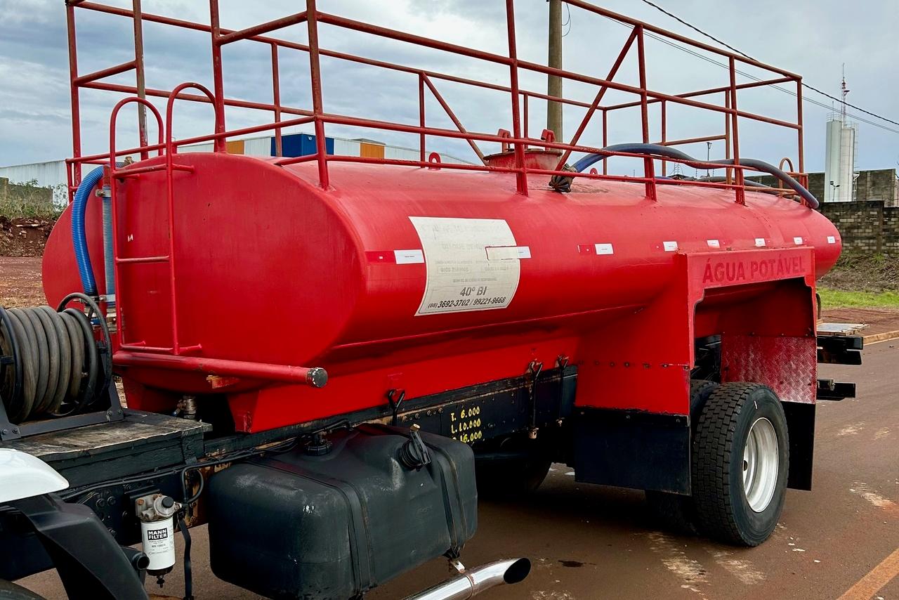 Mercedes Benz MB 1718 - 09/09 8