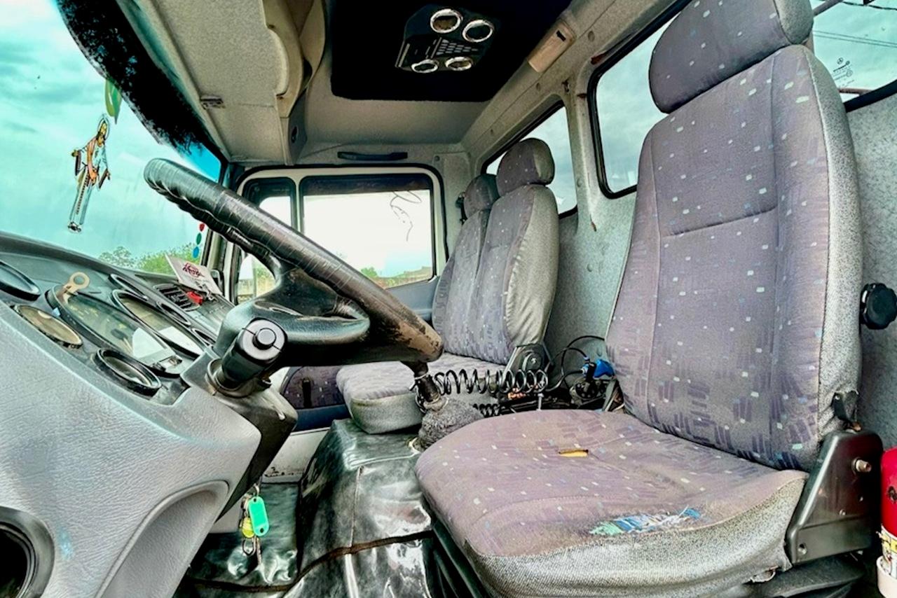 Mercedes Benz MB 1718 - 09/09 10