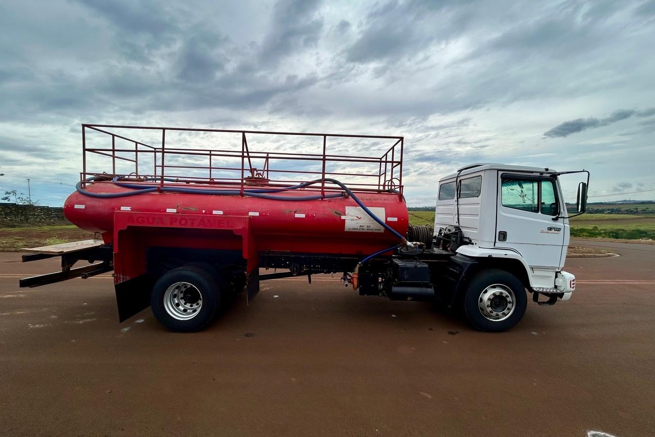 Mercedes Benz MB 1718 - 09/09 13