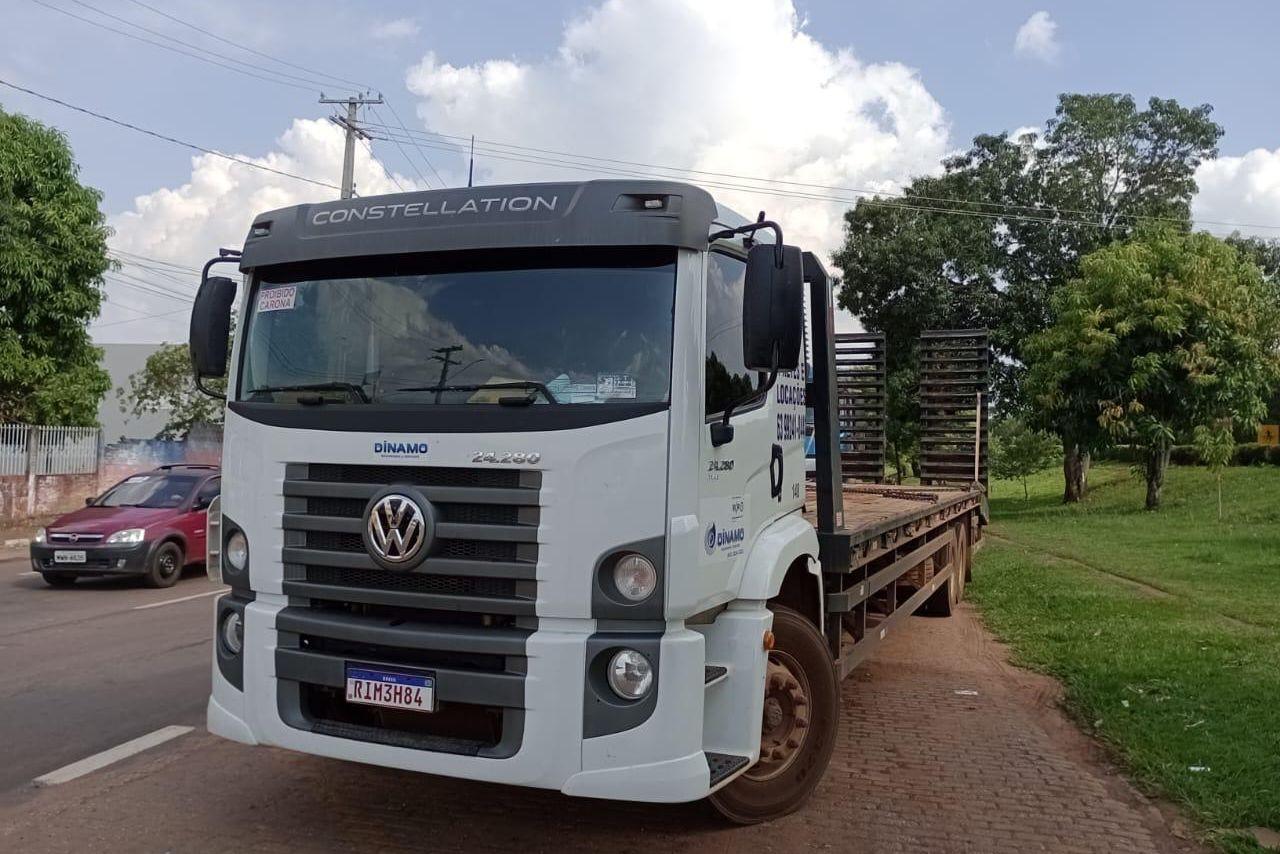 Volkswagen 24 320 - 20/23 1