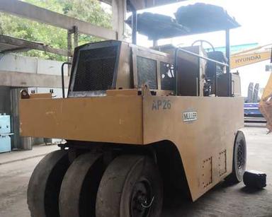 Rolo Compactador de Pneu