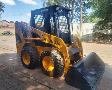 Mini Carregadeira