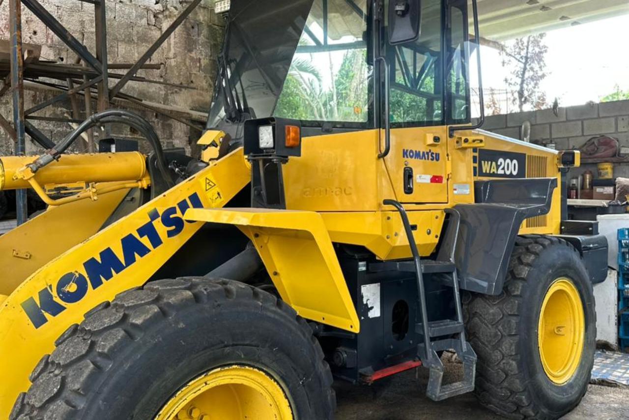 Komatsu WA200 - 18/18 1