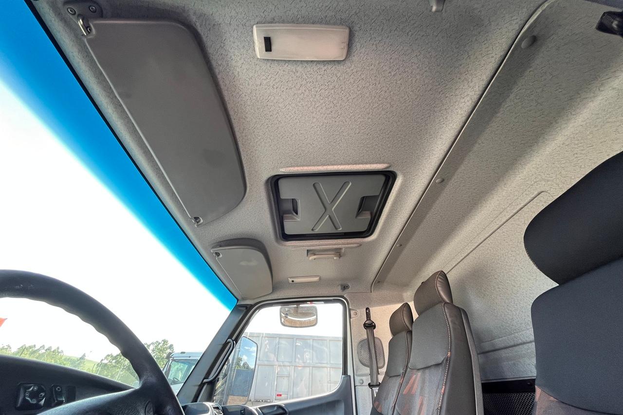 Mercedes Benz Accelo 1016 - 20/20 10