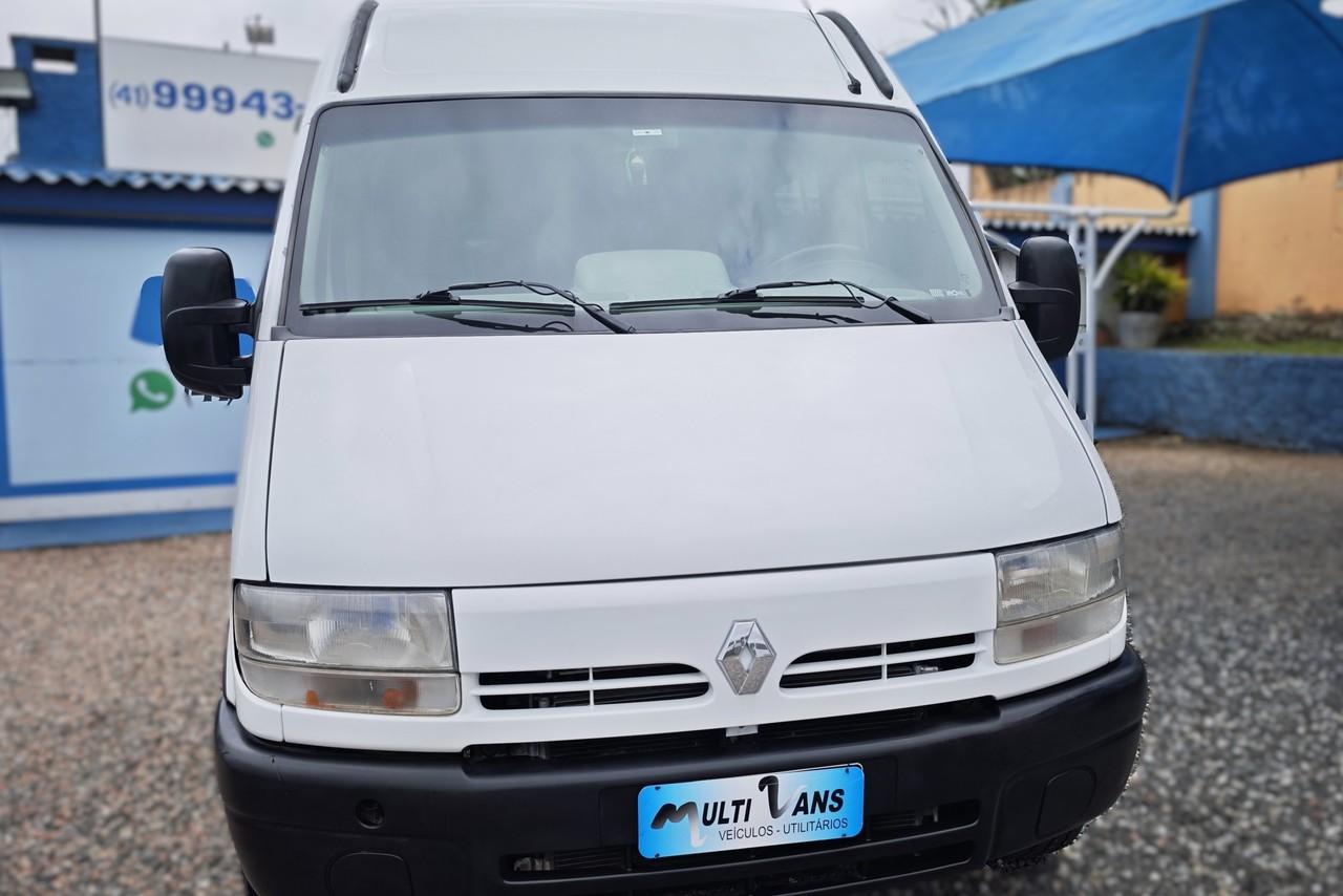 Renault Master Minibus - 07/08 16