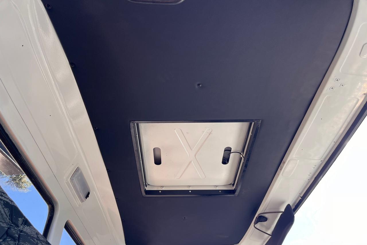 Mercedes Benz MB 2014 - 88/88 20