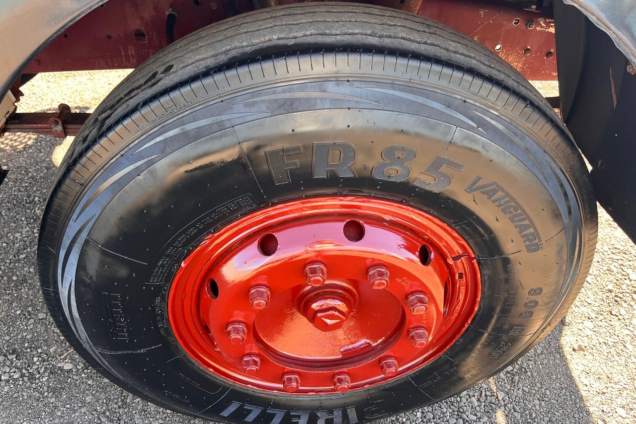 Mercedes Benz MB 2014 - 88/88 22