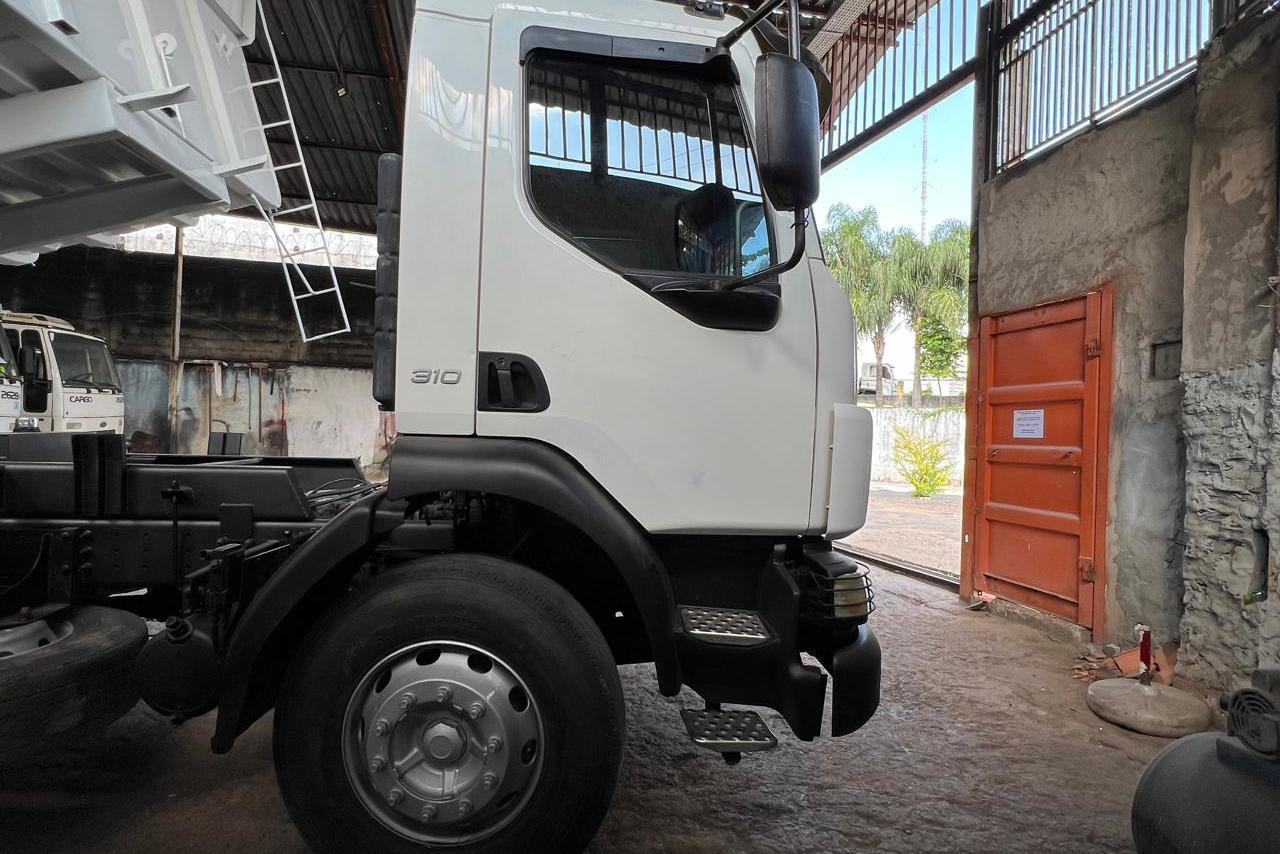 Volvo VM310 - 07/07 1