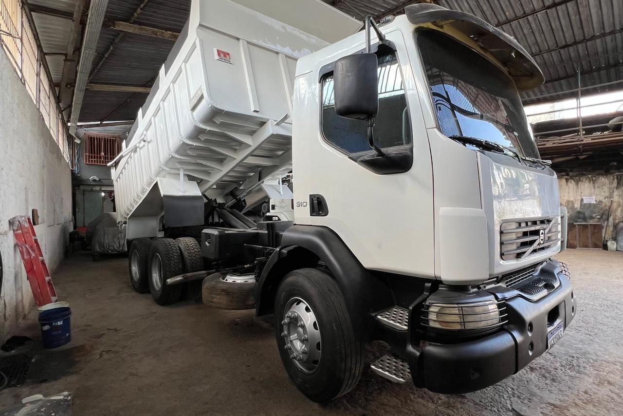 Volvo VM310 - 07/07 11