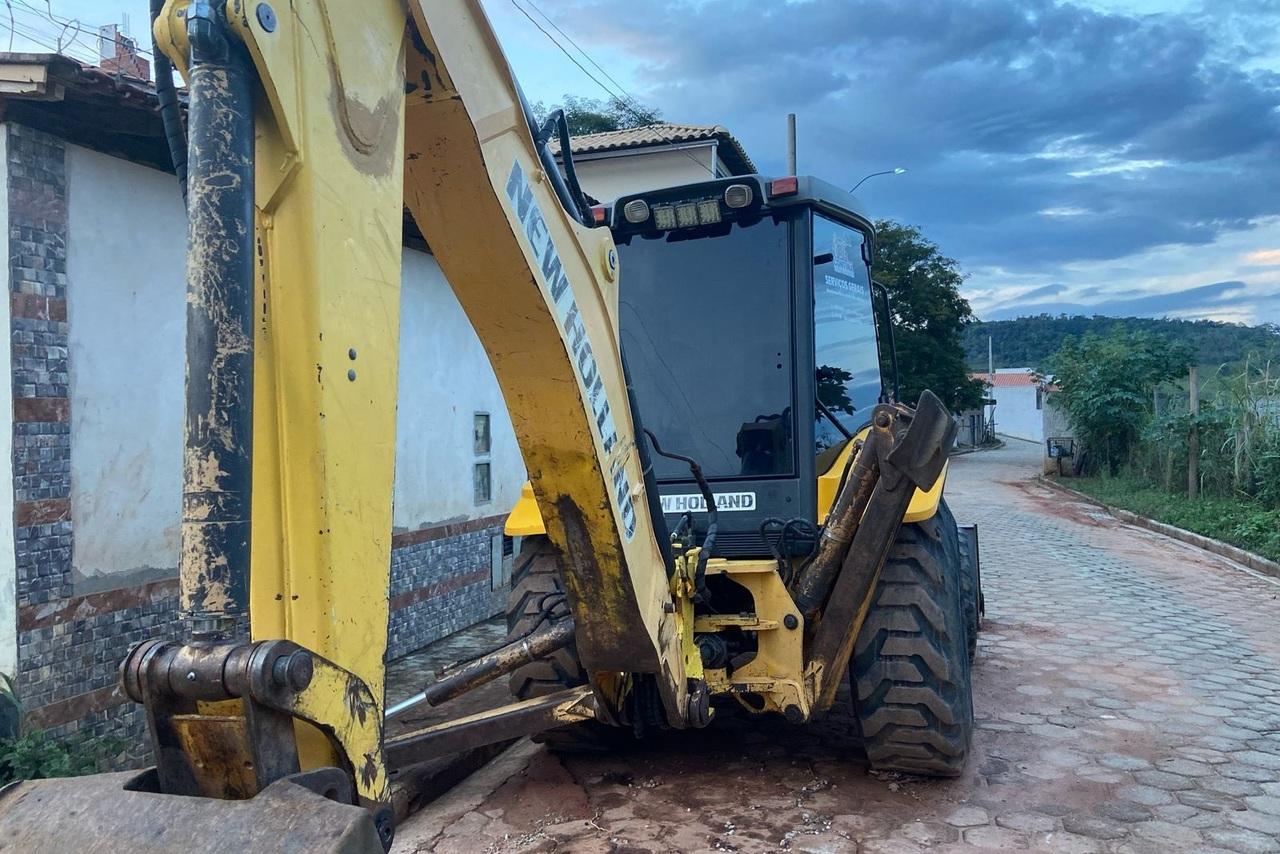 New Holland B110B - 14/14 4