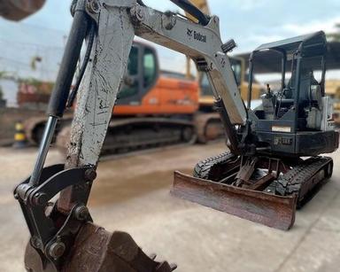 Mini Escavadeira