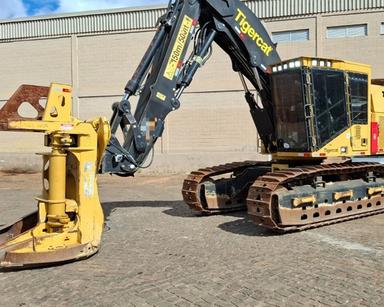 Feller Buncher de Esteira