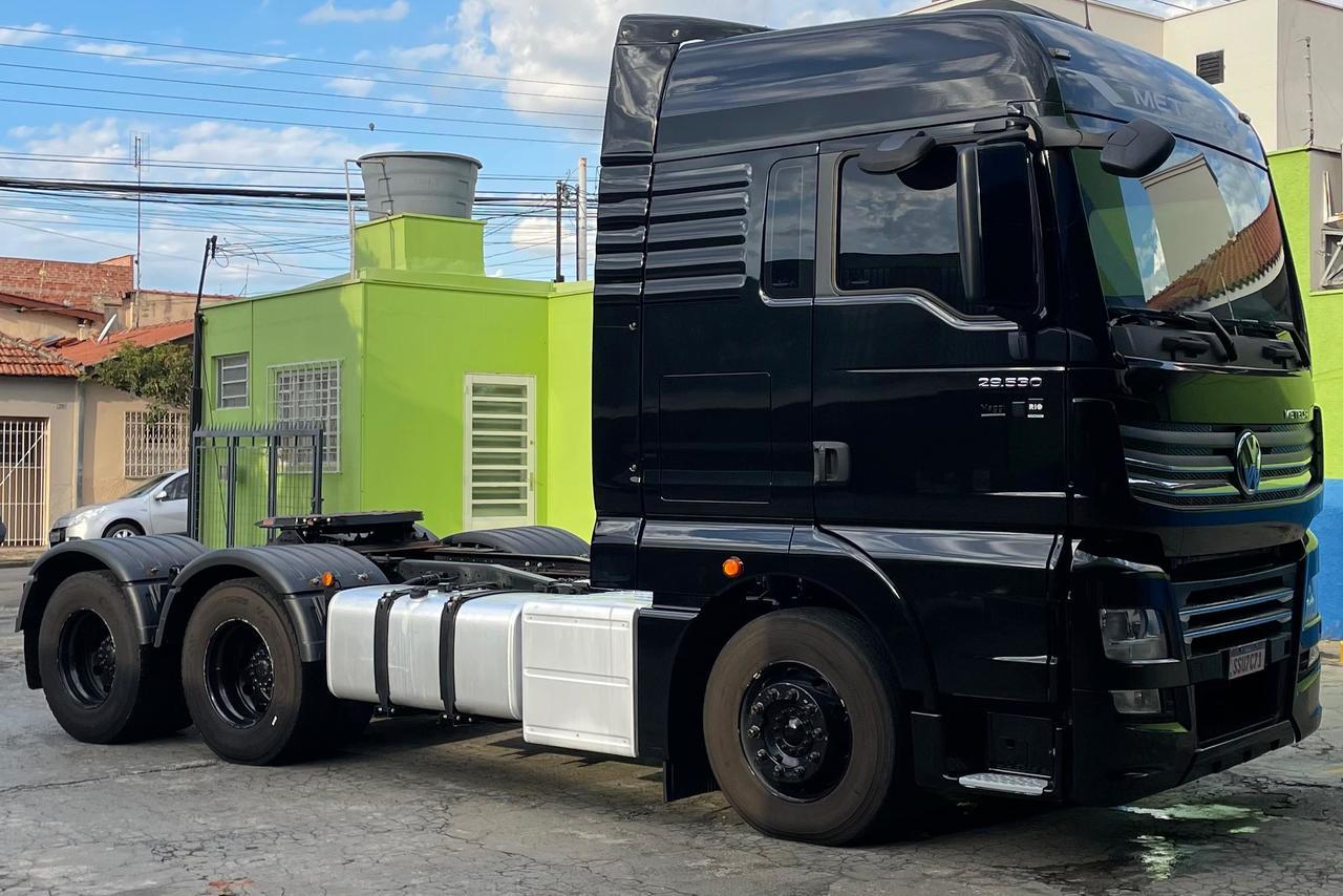 Volkswagen 29-530 6x4 Meteor - 24/25 2