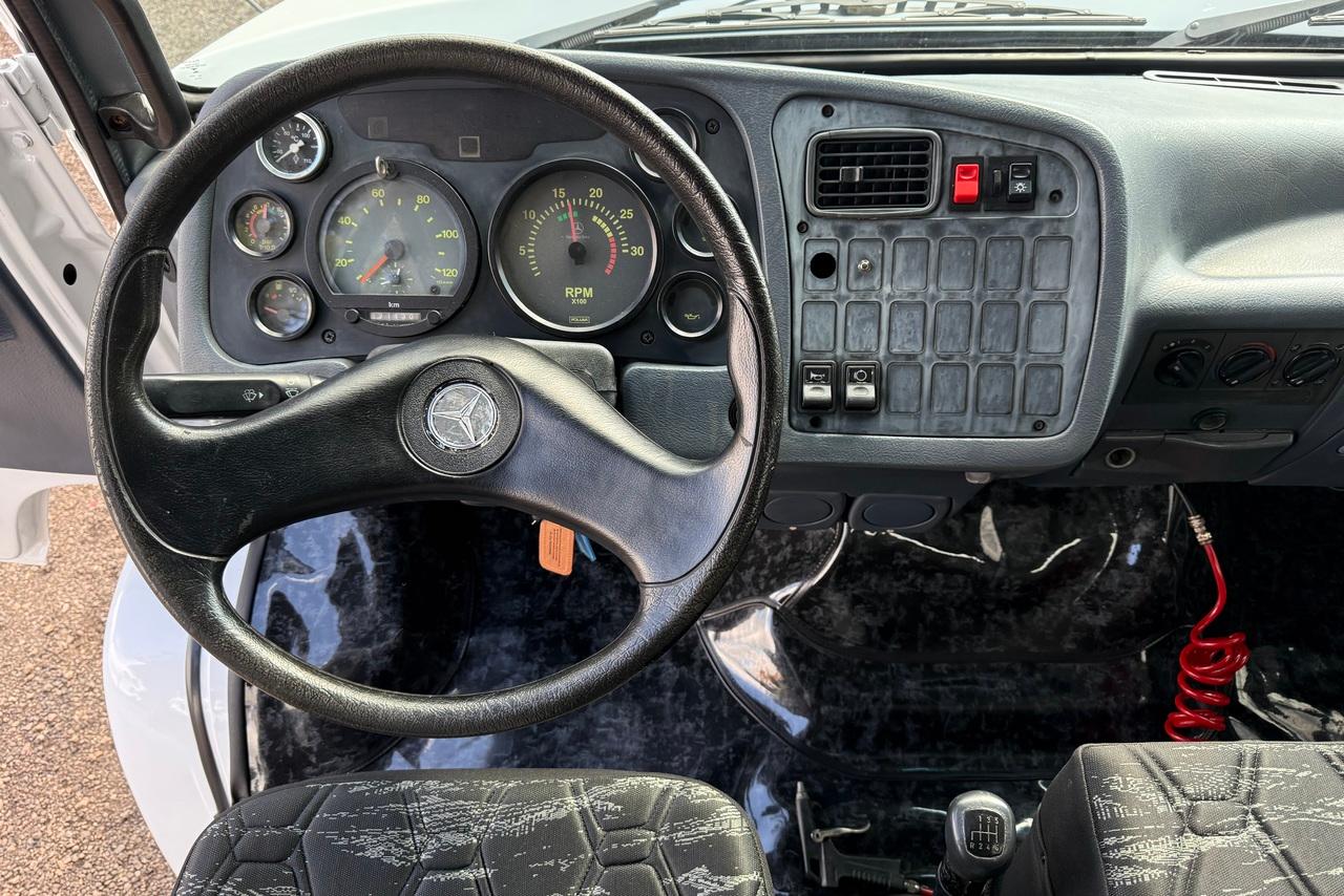 Mercedes Benz MB 1620 - 11/11 13