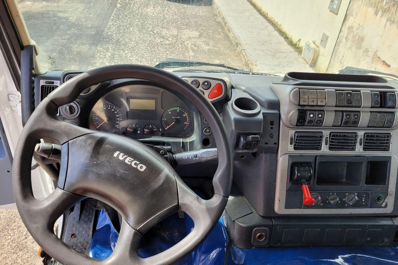 Iveco Trakker 740T48 - 13/13 11