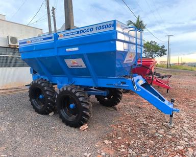 Distribuidor de Fertilizantes, Calcário e Sementes