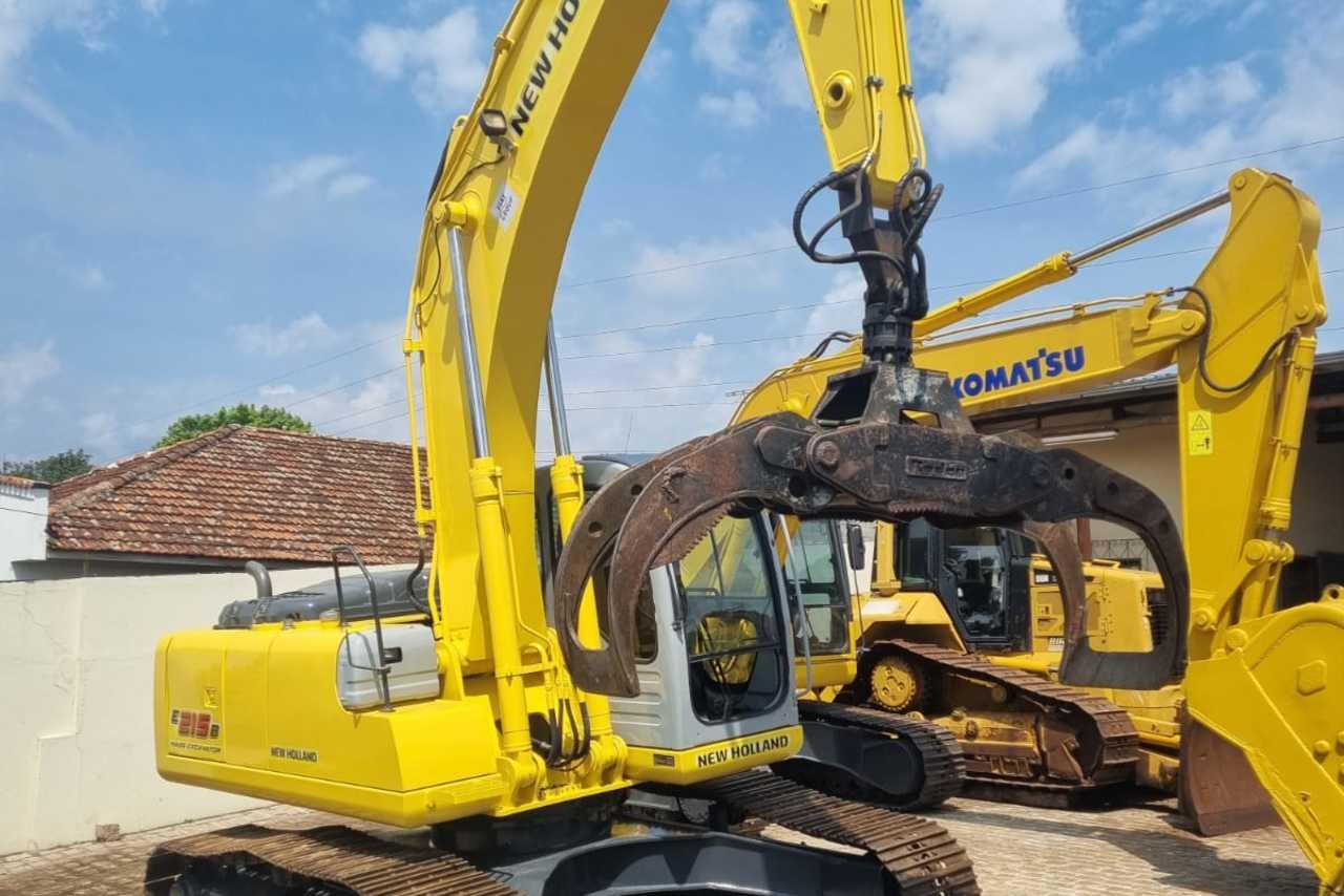 New Holland E215B - 14/14 1