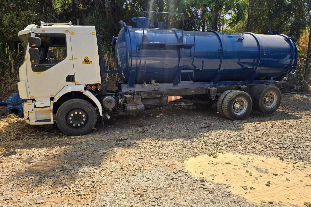 Volvo VM 270 - 08/08 2