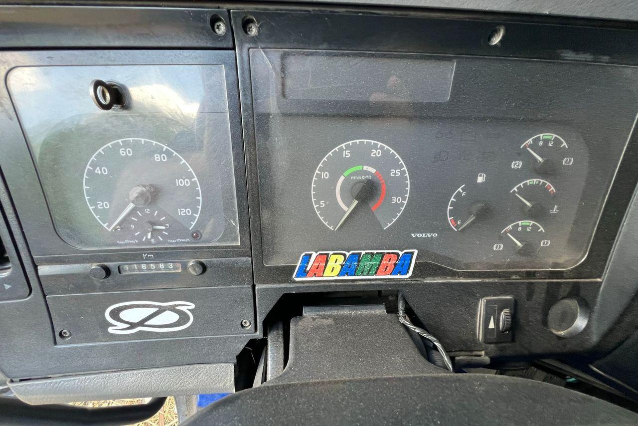 Volvo VM 270 - 08/08 4