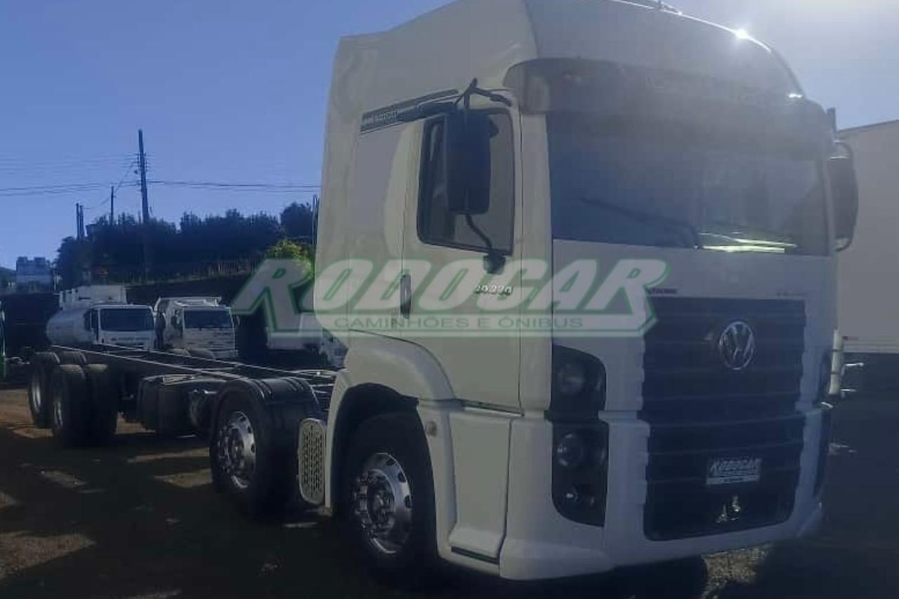 Volkswagen 30-330 Constellation 8x2 - 18/19 9