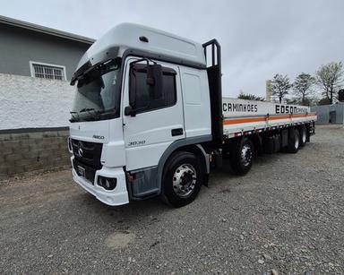 Caminhão Bitruck