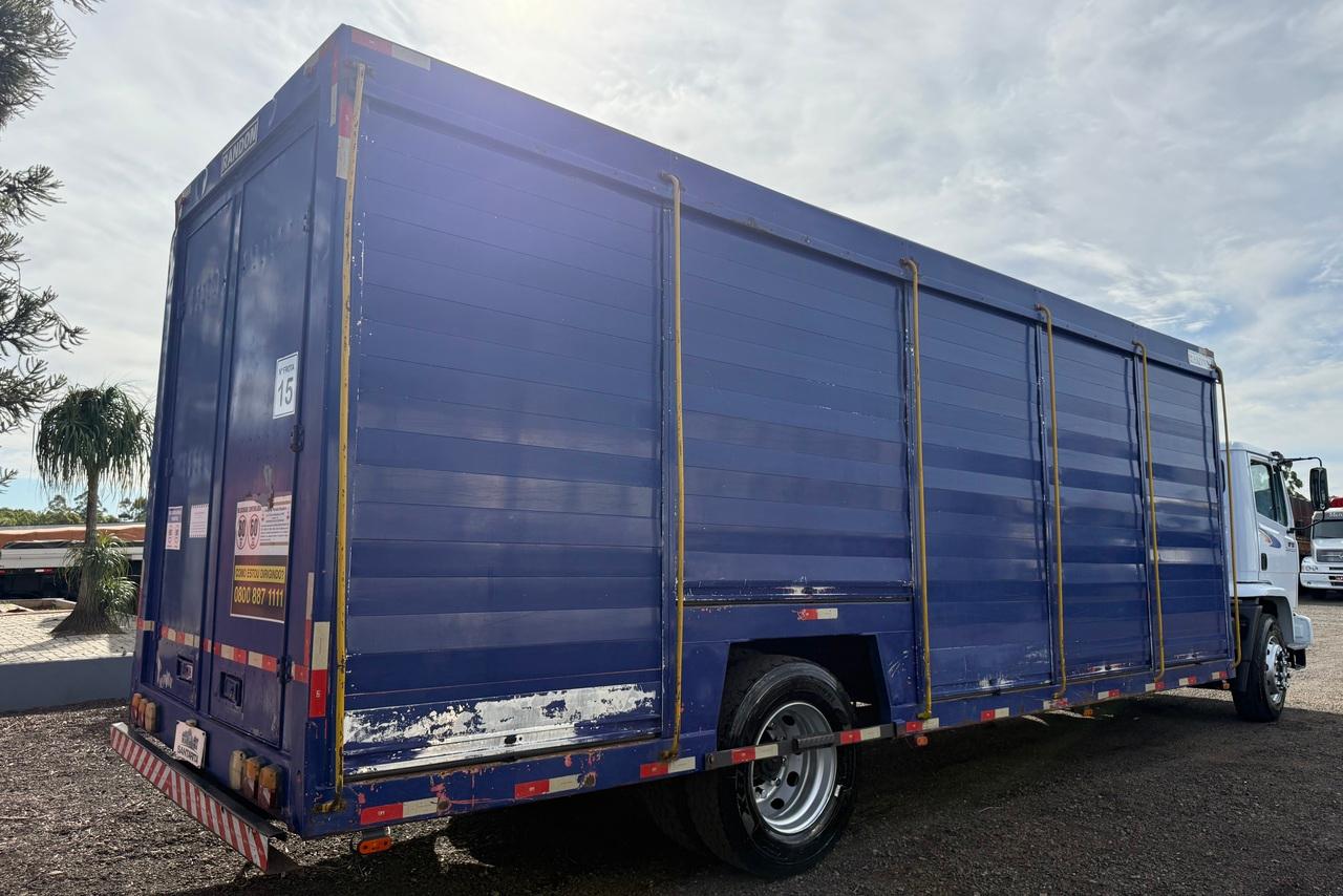 Mercedes Benz MB 1718 - 09/09 5