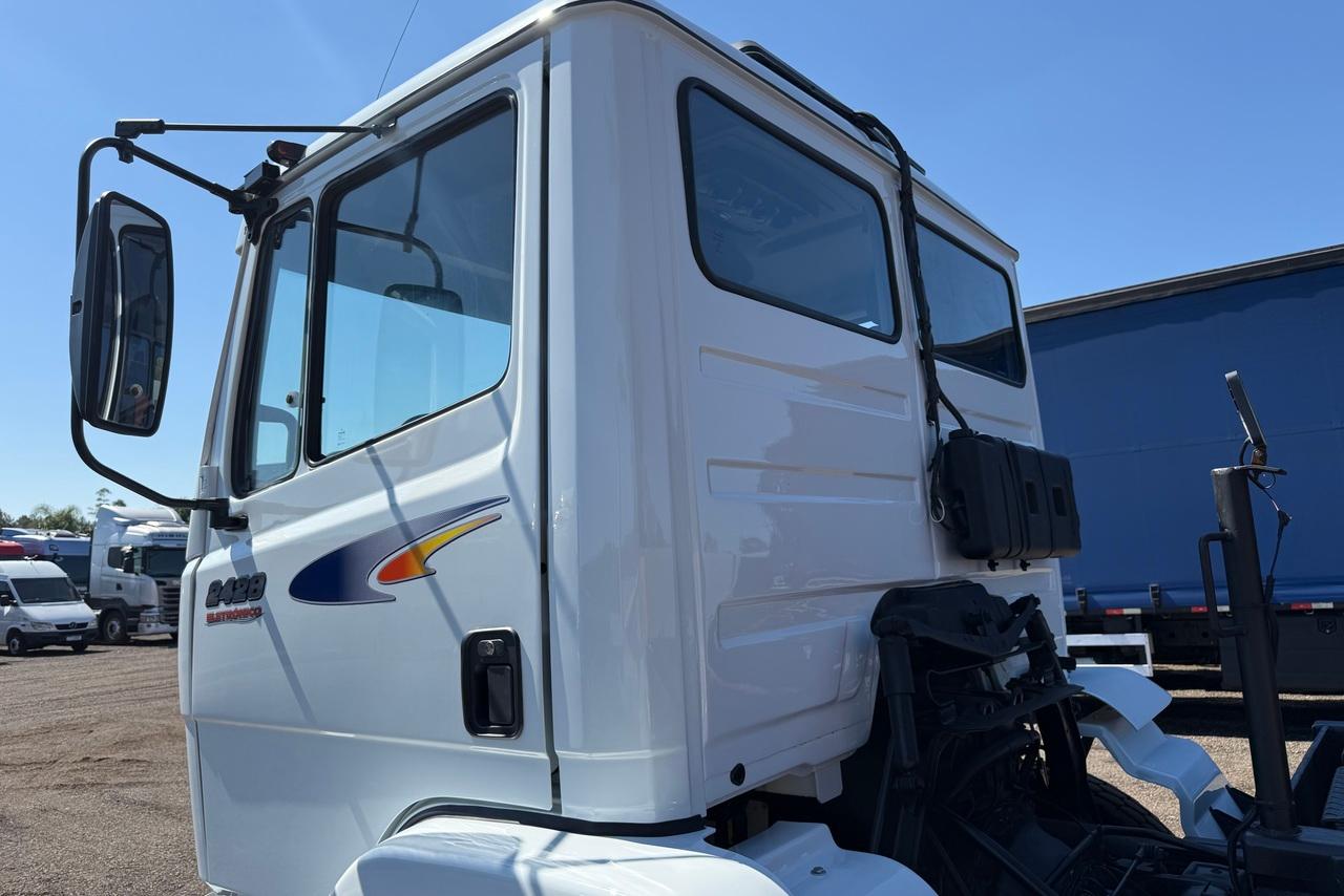 Mercedes Benz Atego 2428 - 03/03 7