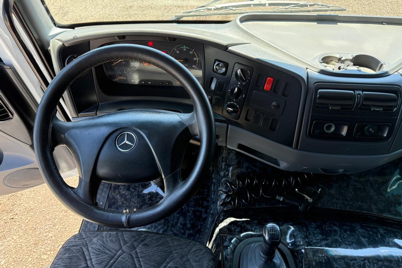 Mercedes Benz Atego 2428 - 11/11 12