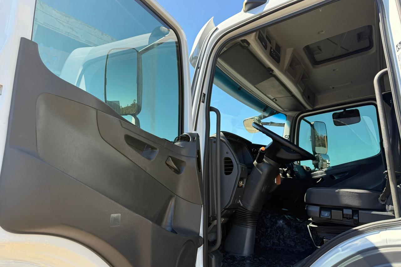 Mercedes Benz Axor 3344 K - 21/21 12