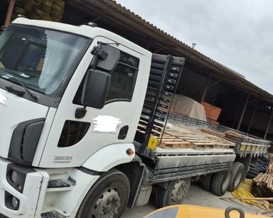 Caminhão Bitruck