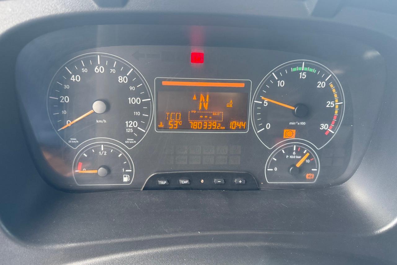 Mercedes Benz Atego 2425 - 11/12 23