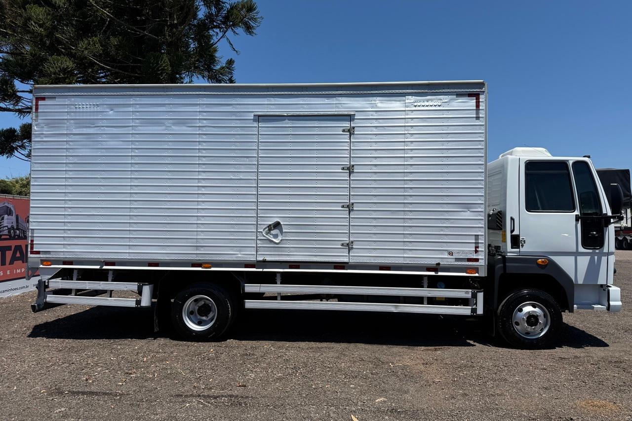 Ford Cargo1119 - 18/19 3