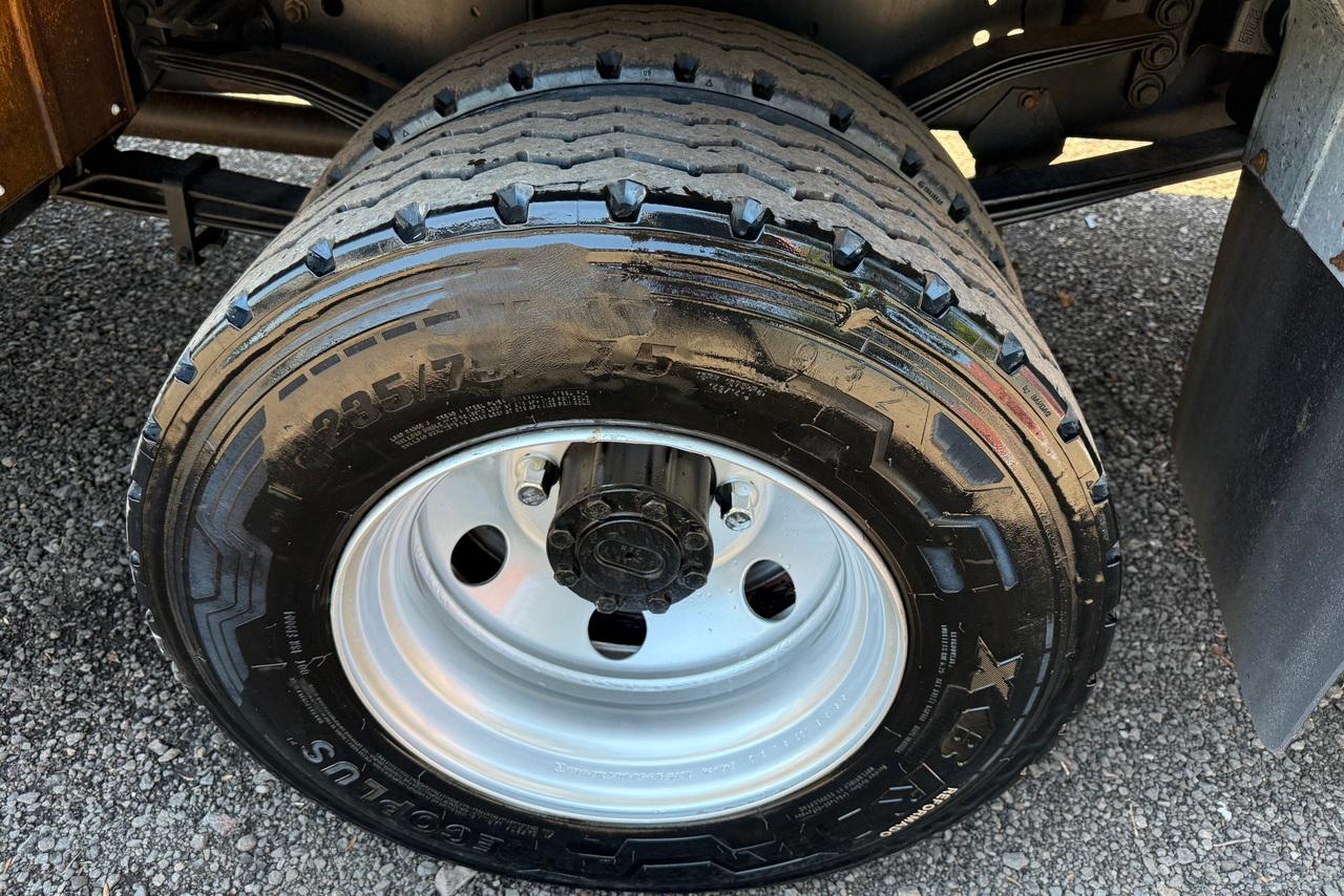 Ford Cargo1119 - 18/19 19