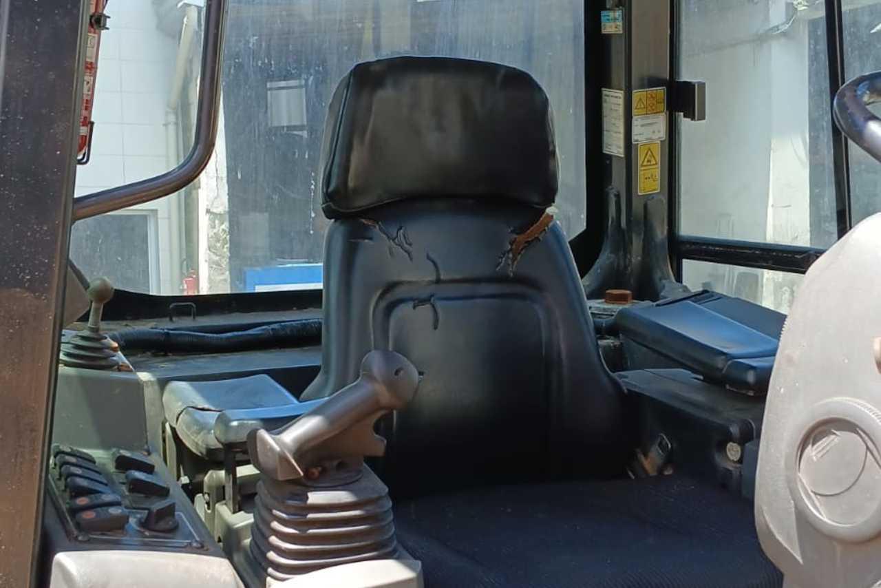 Caterpillar D6K XL - 09/09 1