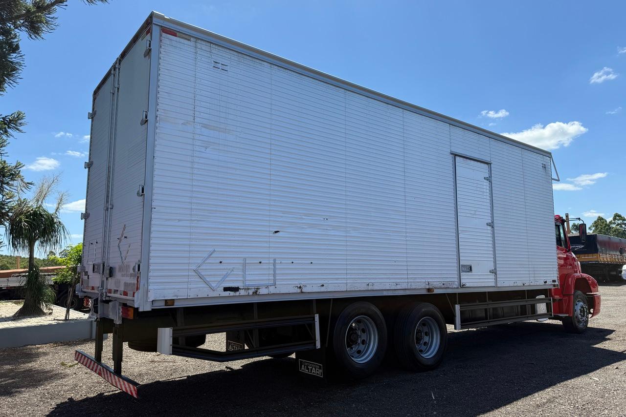 Mercedes Benz MB 2324 - 12/12 4