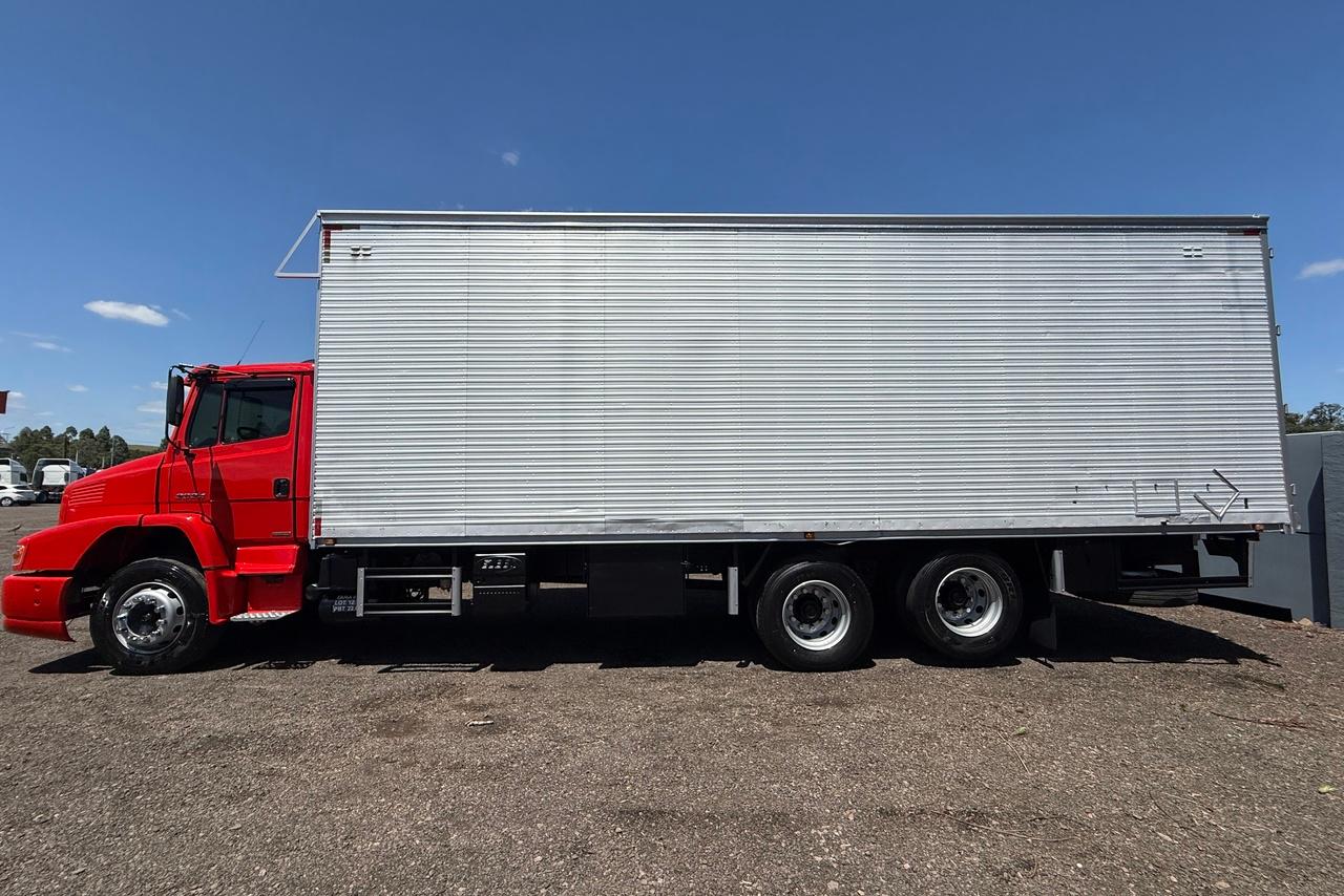 Mercedes Benz MB 2324 - 12/12 6