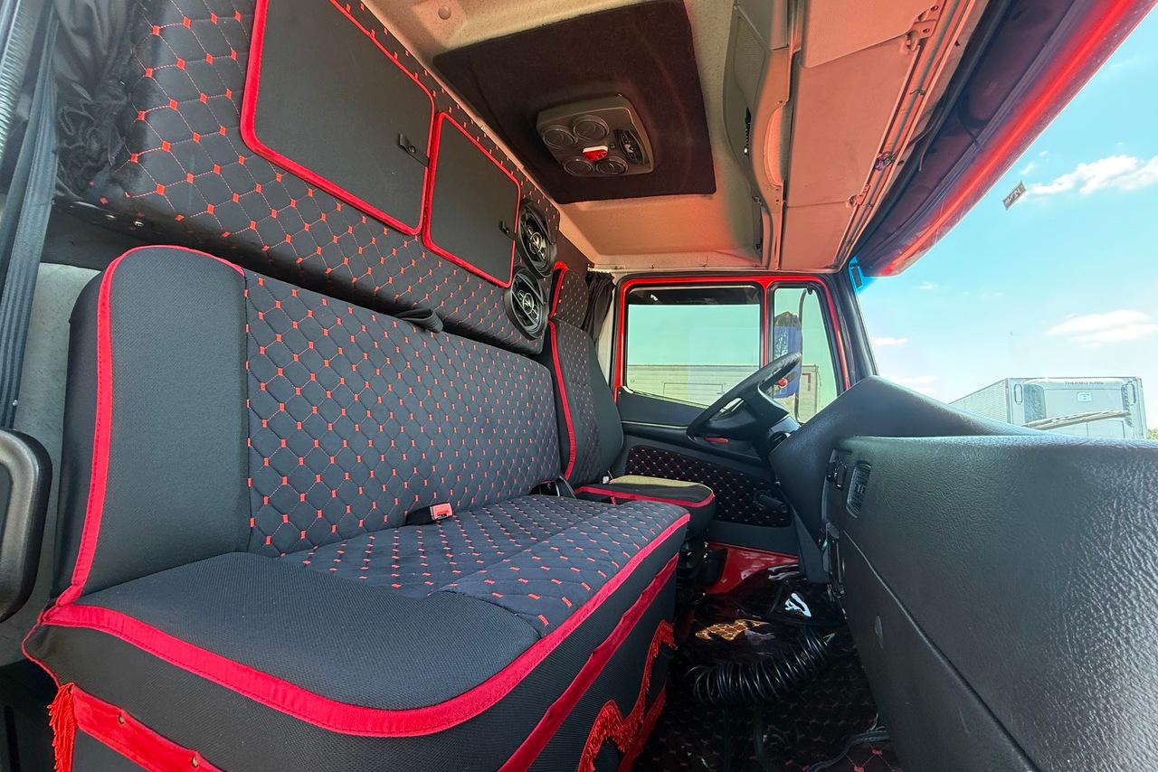 Mercedes Benz MB 2324 - 12/12 11