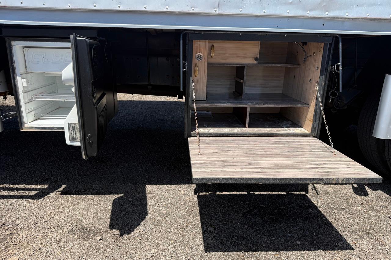 Mercedes Benz MB 2324 - 12/12 16