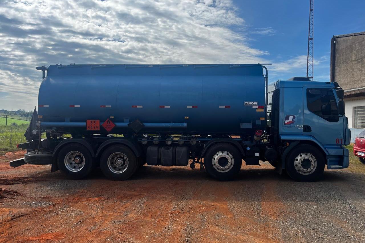 Volvo VM 330 - 21/21 4